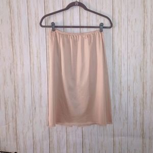 Size SML  L, Vintage Vanity Fair Half Slip